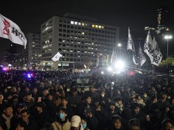 Seketika Korea Selatan Gaduh Usai Presiden Umumkan Darurat Militer