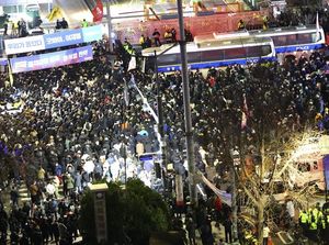 Presiden Korsel Sempat Umumkan Darurat Militer, Warga Panik