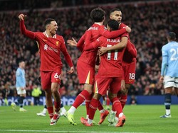 Liverpool yang Berkawan dengan Tekanan