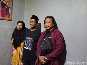 Usai Diolok Gus Miftah, Ini Deretan Rezeki yang Diterima Sunhaji Penjual Es Teh Usai Diolok Gus Miftah, Ini Deretan Rezeki yang Diterima Sunhaji Penjual Es Teh