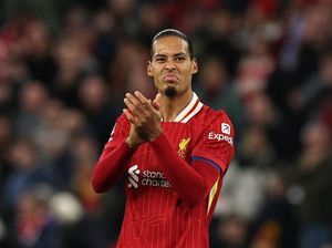 Van Dijk Nilai Anfield Punya Peran Penting dalam Perebutan Gelar Liga Inggris Van Dijk Nilai Anfield Punya Peran Penting dalam Perebutan Gelar Liga Inggris