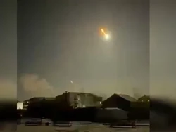 Asteroid yang Baru Tabrak Bumi Buat Langit Siberia Menyala, Berbahaya?