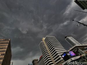 Gangguan Atmosfer Picu Cuaca Ekstrem di Jawa Timur Pekan depan