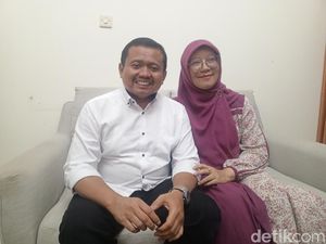 Ucapan Syukur Dony Ahmad Munir Usai Unggul Suara di Pilbup Sumedang Ucapan Syukur Dony Ahmad Munir Usai Unggul Suara di Pilbup Sumedang