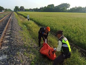 Pria Asal Sleman Tewas Tertabrak KA di Kebakkramat Karanganyar