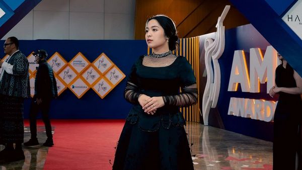 Gaya Mempesona 6 Pemenang AMI Awards 2024, Bernadya Hingga Sherina