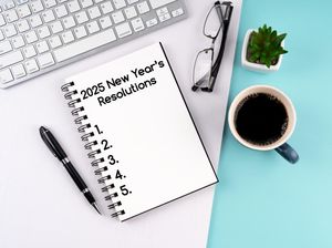 10 Resolusi Populer untuk Menyambut Tahun Baru 10 Resolusi Populer untuk Menyambut Tahun Baru