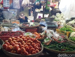 Harga Bawang Merah dan Tomat Meroket di Tasikmalaya