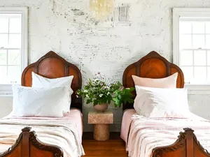 Bisa Ditiru, Ini 6 Inspirasi dan Tips Menata Kamar Tidur dengan 2 Kasur Bisa Ditiru, Ini 6 Inspirasi dan Tips Menata Kamar Tidur dengan 2 Kasur
