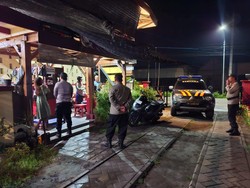Karaoke Berkedok Kafe di Jombang Digerebek Polisi