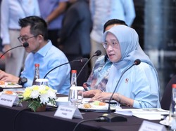 Menteri Rini Dorong Sinergi Lintas Sektor untuk Layanan Digital Pemerintah