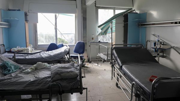 Kondisi Rumah Sakit di Aleppo Suriah yang Rusak Parah Diserang Pemberontak