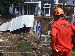 Plengsengan Rumah Pemilik Sate Paiono Kota Malang Kembali Longsor