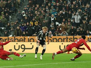 Curtis Jones Ungkap Sebab Liverpool Ditahan Newcastle