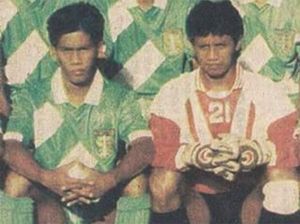 Kisah Pilu Eks Pemain Persebaya Nurkiman Pensiun Dini gegara Ulah Suporter Kisah Pilu Eks Pemain Persebaya Nurkiman Pensiun Dini gegara Ulah Suporter