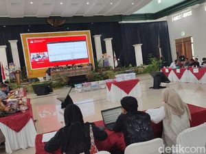 Hasil Rekapitulasi KPU Ciamis, Herdiat-Yana Menang Lawan Kotak Kosong Hasil Rekapitulasi KPU Ciamis, Herdiat-Yana Menang Lawan Kotak Kosong
