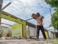 Bangunan Dibongkar, Revitalisasi Pasar Ngadiluwih Dimulai Tahun 2025