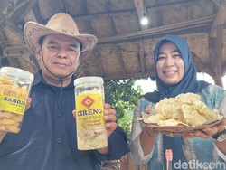 Cireng hingga Egg Roll Singkong Meriahkan Cireundeu Festival 2024