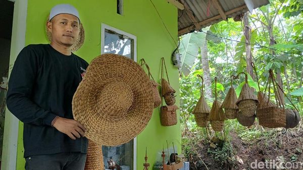 Kerajinan Eceng Gondok Lumajang Tembus Pasar Mancanegara