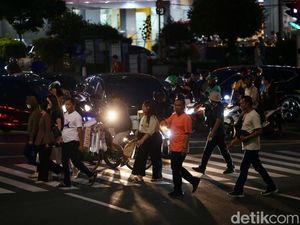 Ekonomi 2024 Melambat, Warga RI Bakal Diguyur Stimulus Ini Ekonomi 2024 Melambat, Warga RI Bakal Diguyur Stimulus Ini