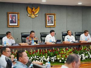 Kapolri Paparkan Strategi Potong Rantai Transaksi Narkoba Kapolri Paparkan Strategi Potong Rantai Transaksi Narkoba