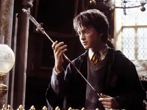 Replika Pedang Harry Potter Dilarang di Jepang, Ini Alasannya Replika Pedang Harry Potter Dilarang di Jepang, Ini Alasannya