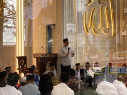 CT Resmikan Masjid Ummu Al Karimah, Dibangun untuk Wakaf Almarhum Ibu