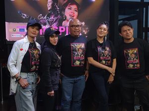 Cakra Khan Girang Banget Bisa Nyanyi Bareng Musisi Lintas Generasi Cakra Khan Girang Banget Bisa Nyanyi Bareng Musisi Lintas Generasi
