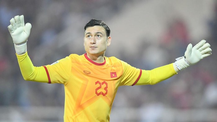 HANOI, VIETNAM - 2023/01/13: Dang Van Lam of Vietnam seen during the AFF Mitsubishi Electric Cup 2022 match between Vietnam and Thailand at My Dinh National Stadium. Final score; Vietnam 2:2 Thailand. (Photo by Amphol Thongmueangluang/SOPA Images/LightRocket via Getty Images)
