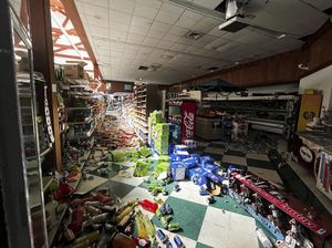 Gempa M 7 Bikin Supermarket Berantakan di California Gempa M 7 Bikin Supermarket Berantakan di California