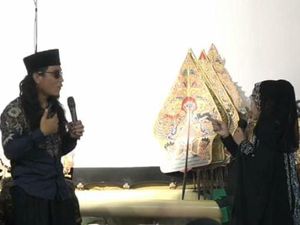 Video Lama Gus Miftaf Viral Lagi, Sebut Pesinden Yati Pesek Lonte Video Lama Gus Miftaf Viral Lagi, Sebut Pesinden Yati Pesek Lonte