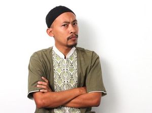 Pengertian Takabbur: Ciri, Dalil, Efek, dan Cara Mengatasinya Pengertian Takabbur: Ciri, Dalil, Efek, dan Cara Mengatasinya