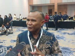 Simon Kamlasi-Adrianus Garu Unggul dalam Rekapitulasi KPU Kota Kupang