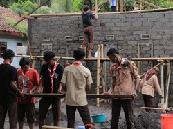 Kwarda Jawa Timur Beri Bantuan Pemugaran Rumah Tidak Layak Huni di Jember