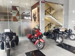 Adu Moge Mewah Koruptor yang Belum Juga Laku Dilelang KPK Adu Moge Mewah Koruptor yang Belum Juga Laku Dilelang KPK