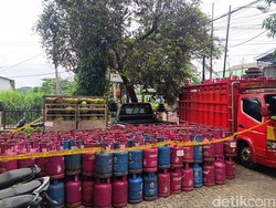 Oplos Ratusan Tabung Gas Subsidi, 8 Orang di Bogor Diringkus Polisi