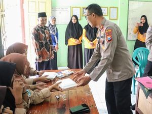 Polres Situbondo Bagikan Makan Bergizi Gratis ke Siswa dan Santri