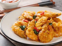 Resep Udang Goreng Saus Telur Asin ala Restoran, Gurihnya Spesial
