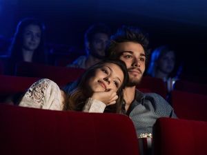 5 Ide Seru Nge-date di Mall Bareng Pasangan, Dijamin Nggak Boring!