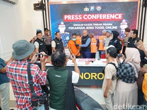 3 Lansia Ponorogo Ditangkap Saat Asyik Main Judi Online