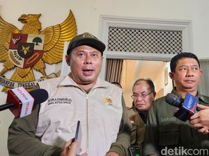 Waka DPR Sambut Program Cek Kesehatan Gratis, Minta Pengawasan Terpadu Waka DPR Sambut Program Cek Kesehatan Gratis, Minta Pengawasan Terpadu