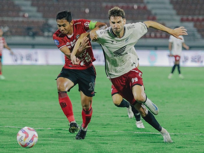 Bali United vs PSM Makassar di Stadion Kapten I Wayan Dipta, Sabtu (7/12/2024).