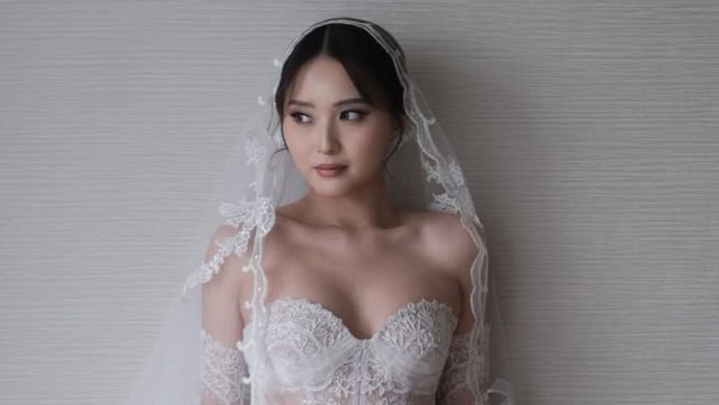 7 Penampilan Nita Vior Bak Princess saat Dinikahi Vincent Kosasih 7 Penampilan Nita Vior Bak Princess saat Dinikahi Vincent Kosasih