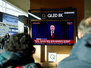 Presiden Korsel Yoon Suk Yeol di Ambang Penangkapan Usai Dimakzulkan