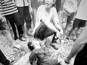 Amuk Massa Berujung Gareng Tewas terkait Dugaan Pencabulan Anak Amuk Massa Berujung Gareng Tewas terkait Dugaan Pencabulan Anak