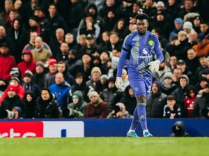 Komedi Onana di Menit Akhir: Buang-buang Waktu saat MU Butuh Gol Komedi Onana di Menit Akhir: Buang-buang Waktu saat MU Butuh Gol
