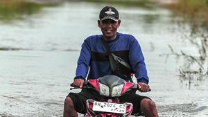Banjir Rendam Jalan Lintas Jambi-Berbak