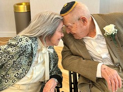 Sejoli Ini Jadi Pengantin Tertua di Dunia, Usianya 102 dan 100 Tahun