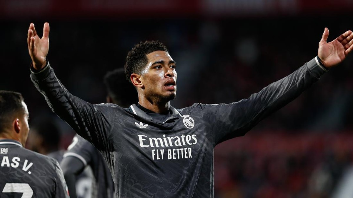 Jude Bellingham merayakan golnya ke gawang Girona, membantu Real Madrid menang 3-0 (Foto: Irina R. Hipolito/Europa Press via Getty Images)