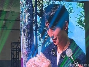 Gombalin Fans-Bikin Klepon: Fanmeeting Jung Hae In Penuh Kejutan! Gombalin Fans-Bikin Klepon: Fanmeeting Jung Hae In Penuh Kejutan!